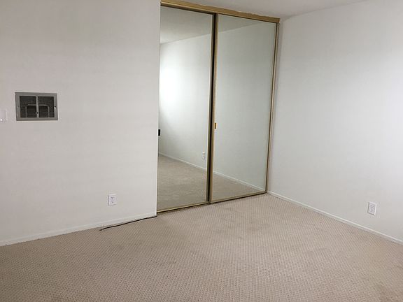 5th image of 681 Sylvan St APT 1