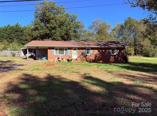1207 Scenic Dr, Shelby, NC 28150