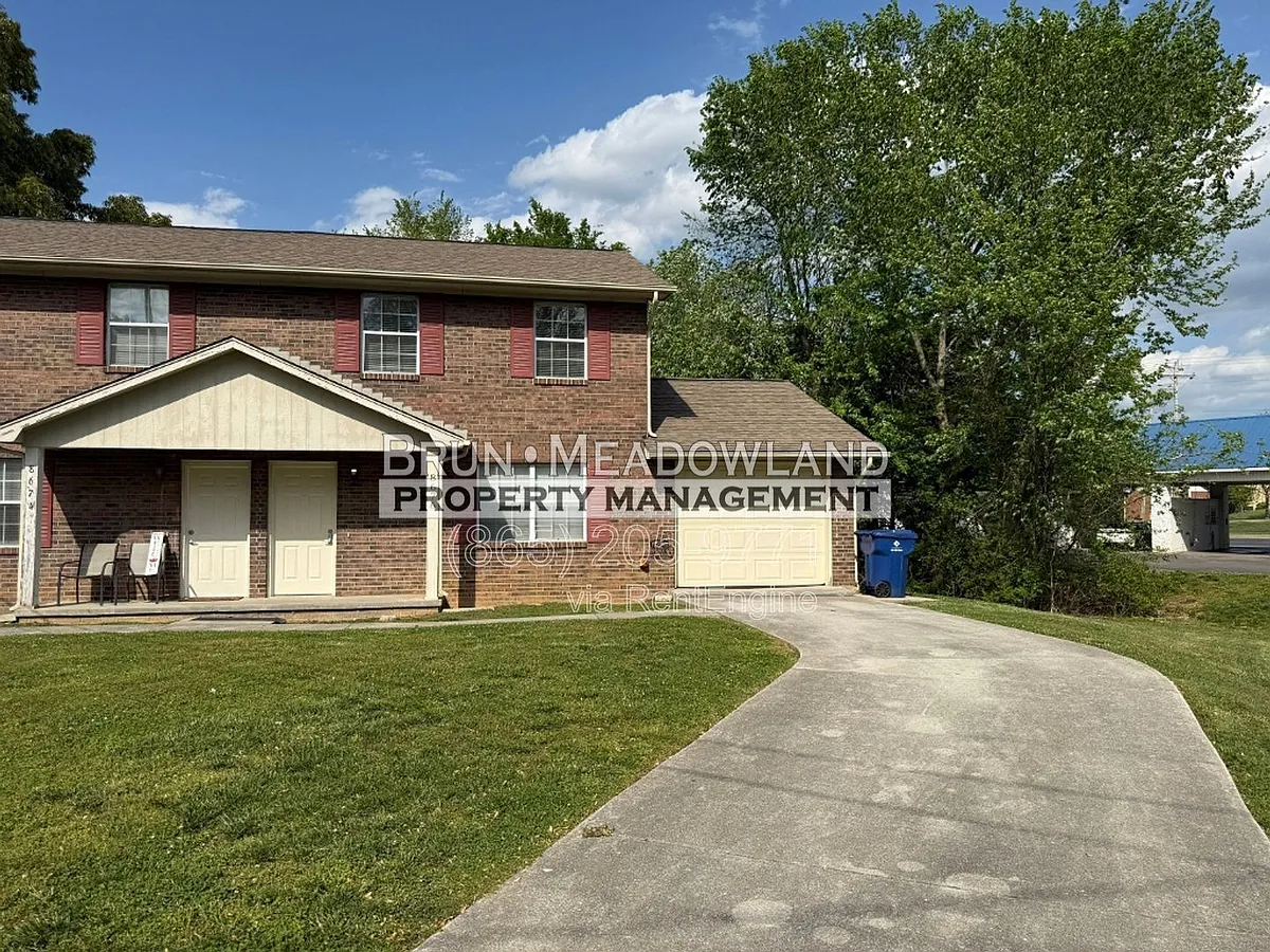 Building Photo - 8676 Tervada Dr