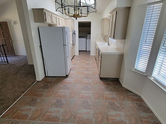 4th image of 6076 N Carica Ave