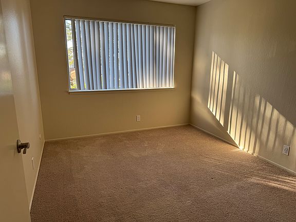 5th image of 900 Capitola Ave #26