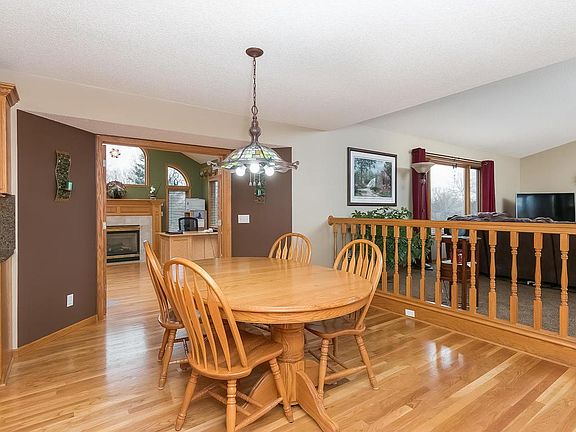 5th image of 17209 Tungsten St NW