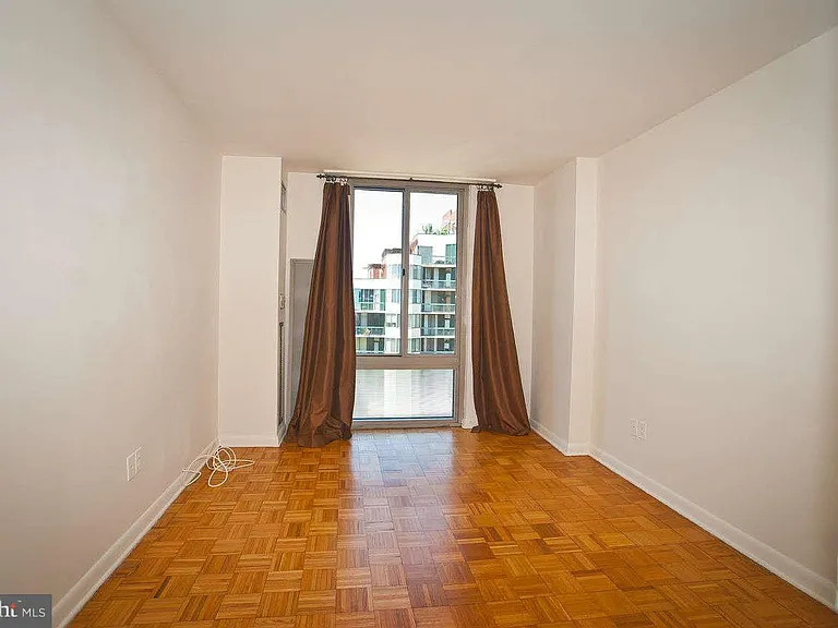 950 25th St NW #519N — Photo 11