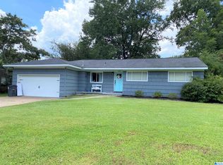 1126 Kimberly Ave, Gardendale, AL 35071