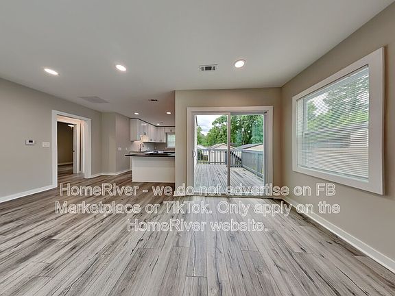 3rd image of 1915 Ham Dr