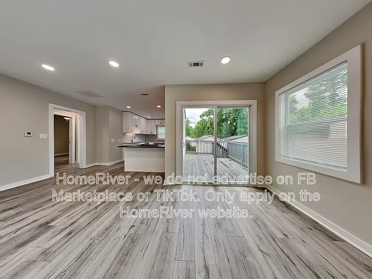 1915 Ham Dr — Photo 3