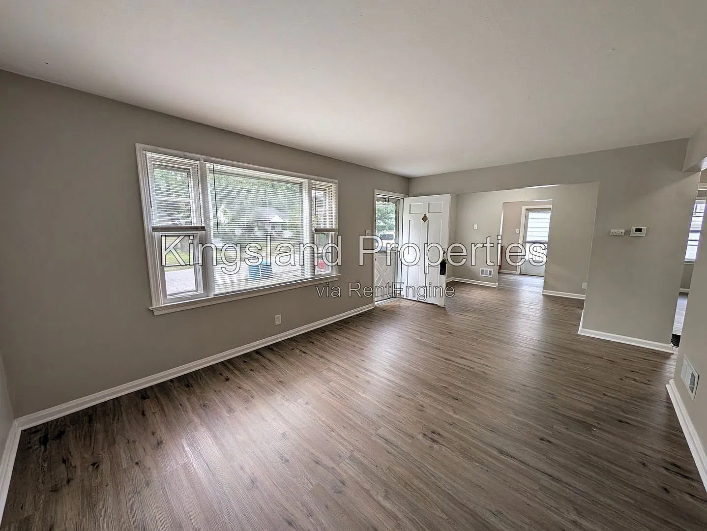 2 bed, 1.0 bath, 792 sqft, $1,150 — Photo 3