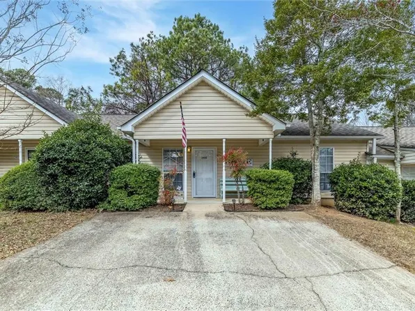 240 Jacobs Way APT E, Jasper, GA 30143