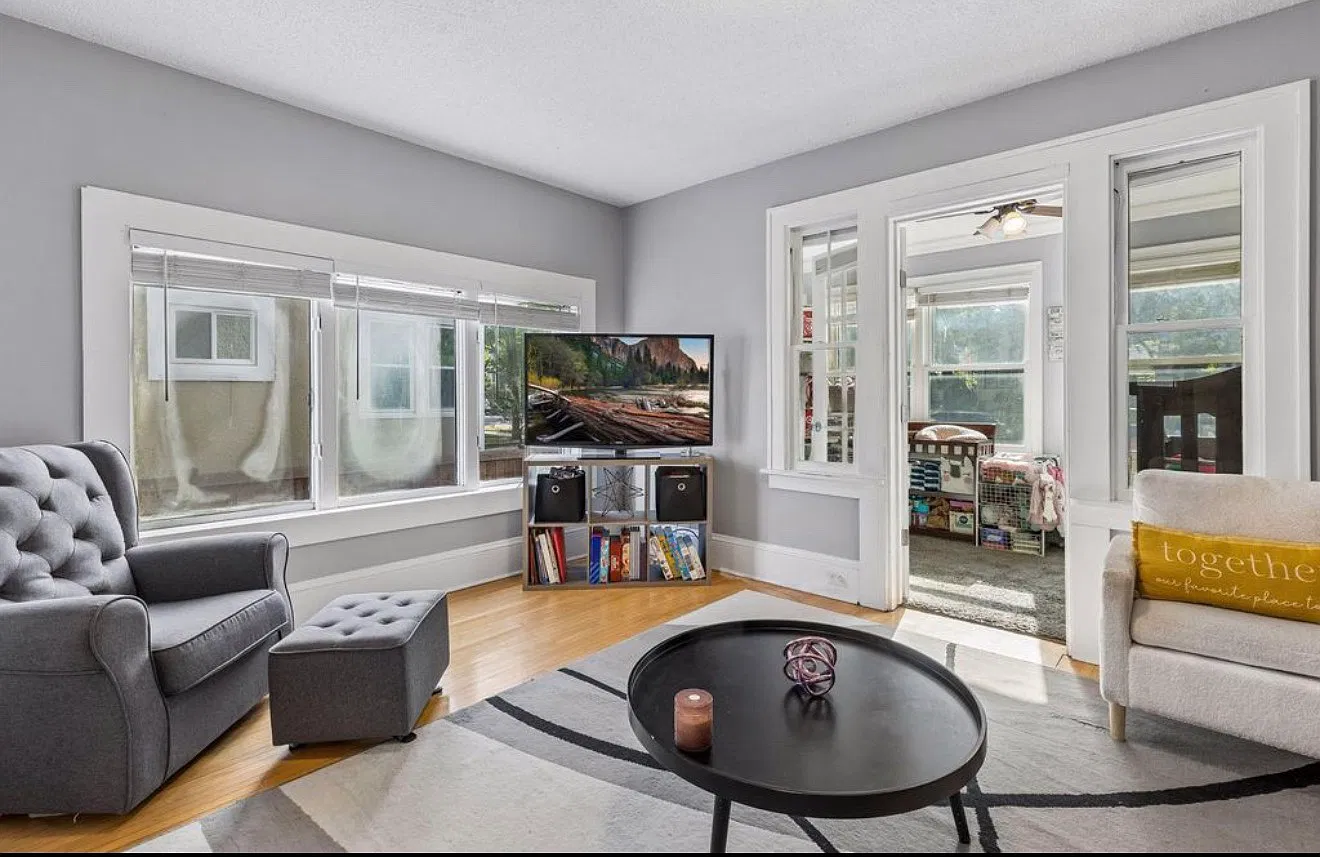 3 bed, 2712 sqft, $1,800 — Photo 4