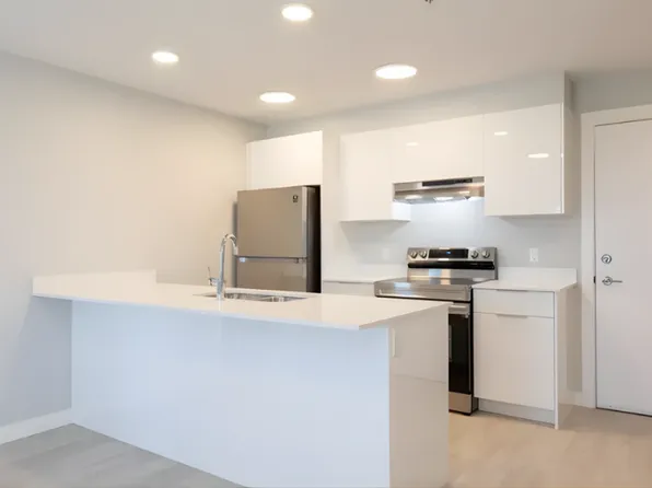 621 Crown Isle Blvd, Courtenay, BC V9N 0G9