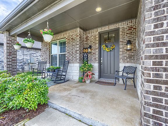 2nd image of 234 Cyprus Grove Dr