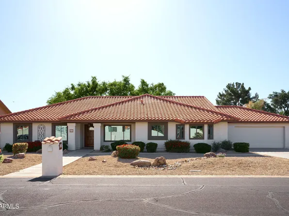 8016 S GRANDVIEW Avenue, Tempe, AZ 85284