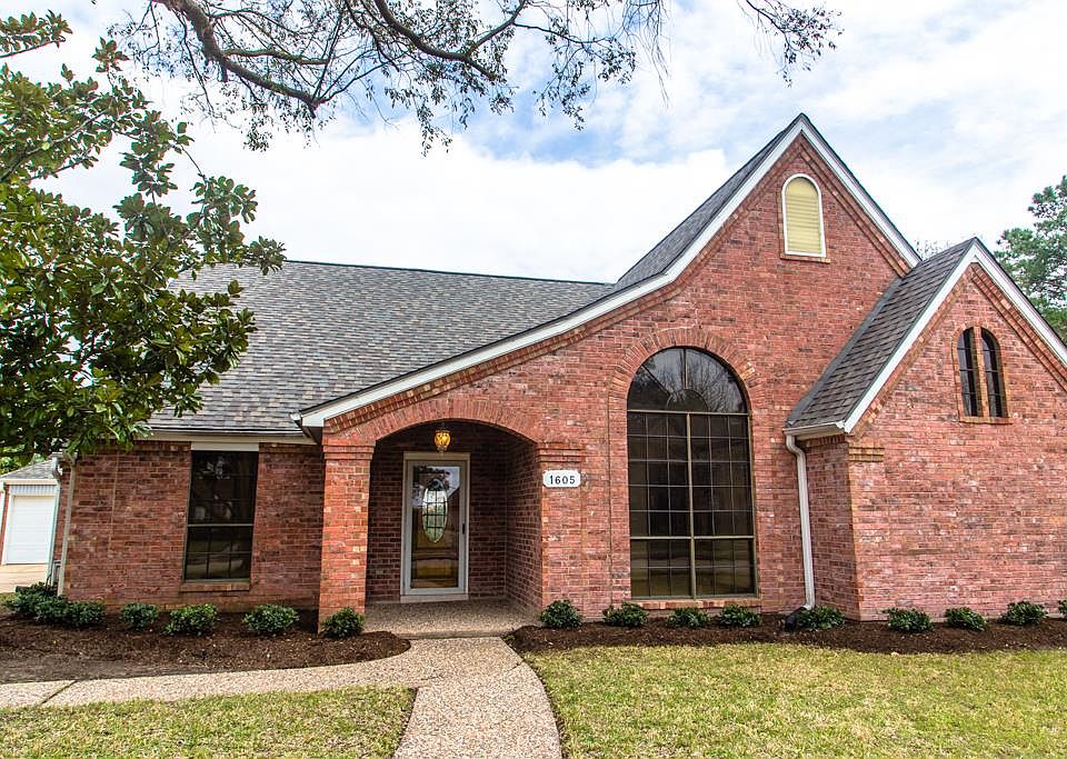 1st image of 1605 White Wing Cir