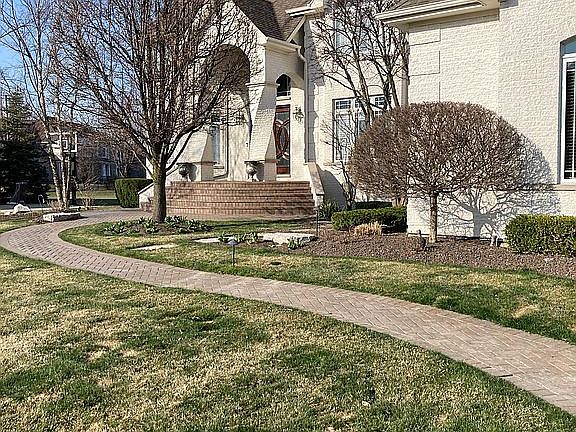 3rd image of 13921 Fermoy Ave
