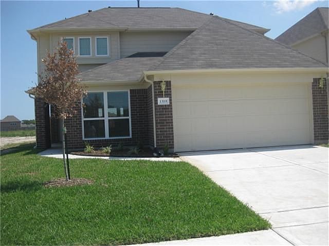 1st image of 1319 Newsome Glenn Dr