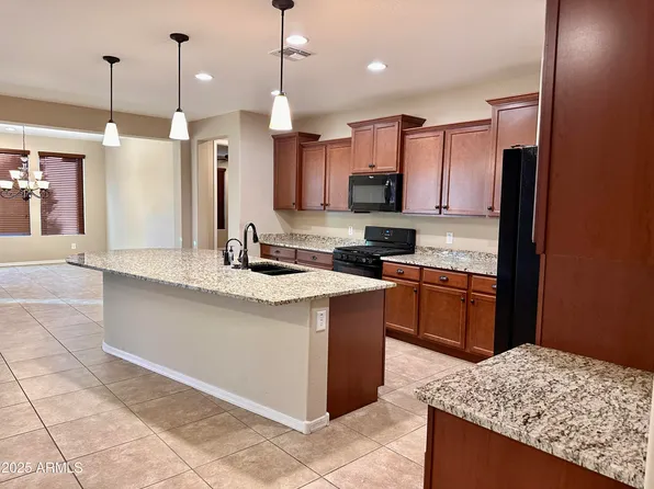 7229 E Plata Ave, Mesa, AZ 85212
