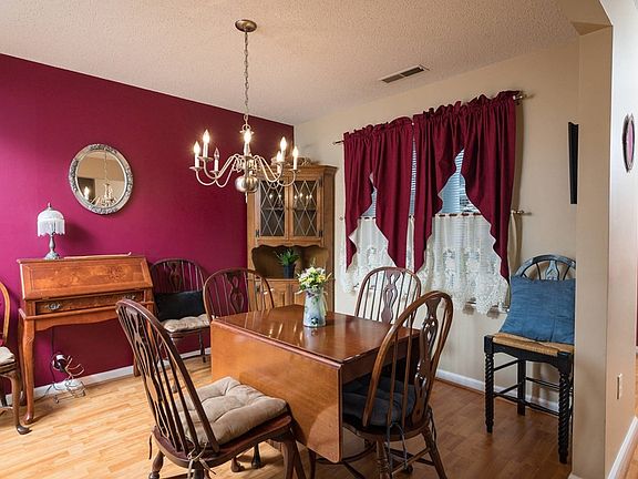 3rd image of 78 Pleasant St APT H