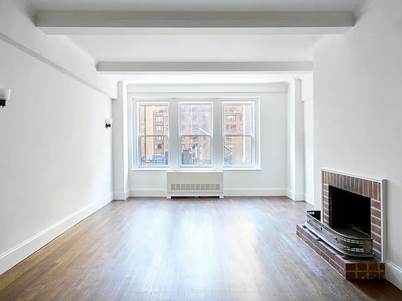 4th image of 419 E 57th St APT 8C