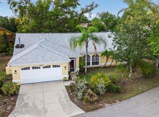 4667 Hamlets Grove Dr, Sarasota, FL 34235