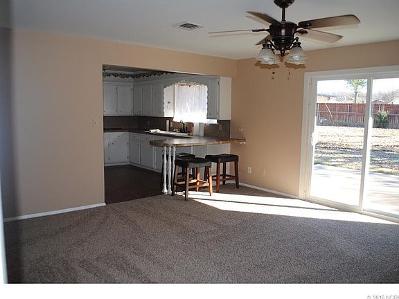 3rd image of 1532 Pineywood Dr