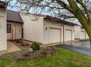 2744 Stonebluff Dr SW, Wyoming, MI 49519