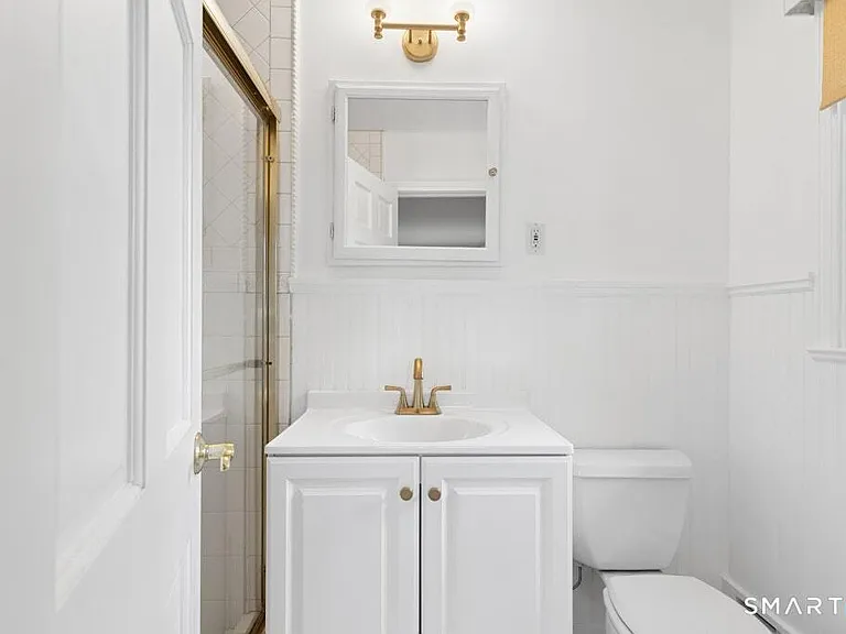 34 Davenport Dr — Photo 10