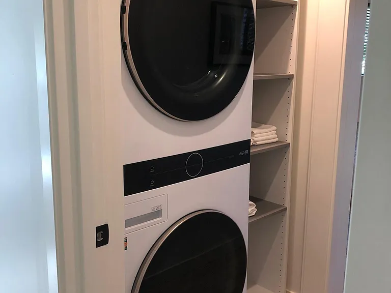 LG Thin Q washer dryer