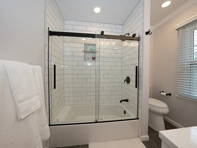 10 Hansen Ct — Photo 28