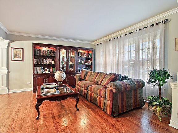 3rd image of 10140 S 52nd Ave