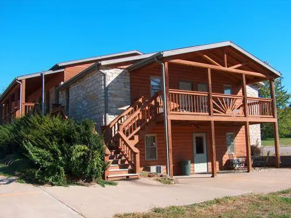 142 Smith St, Barry, IL 62312