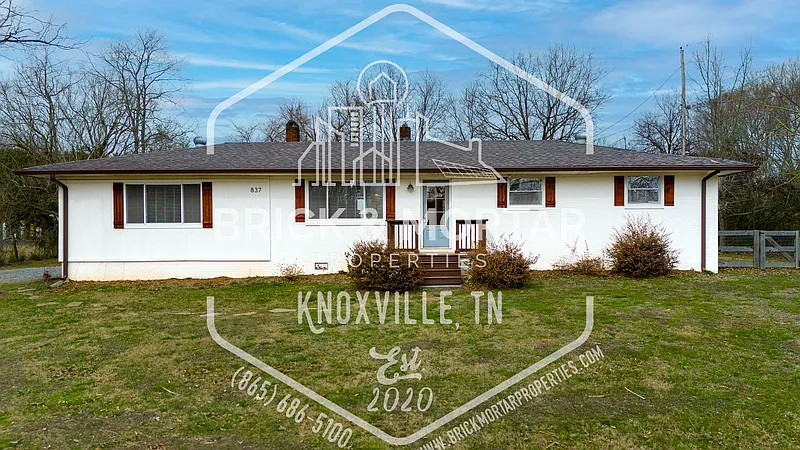 4 bed, 2.0 bath, 1575 sqft, $2,250 — Photo 1