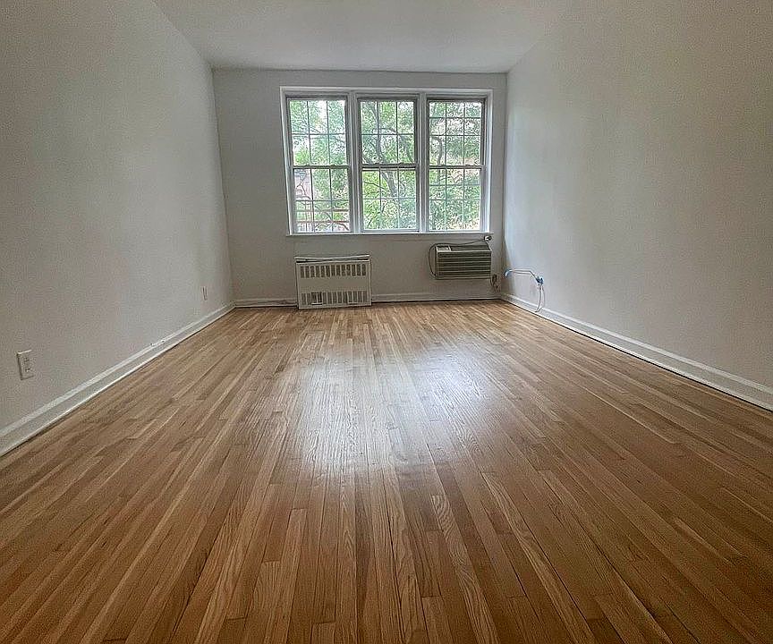 1st image of 345 E 78th St APT 4A