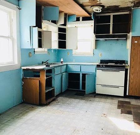 4th image of 69252 S Kalamazoo St