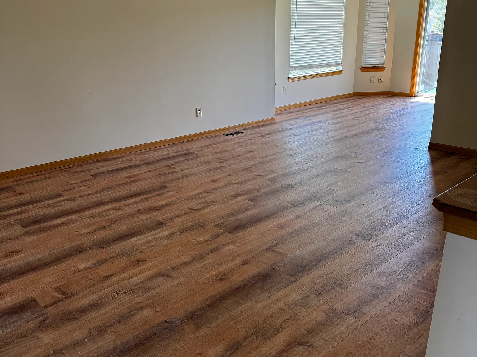 1807 N Buckthorn Ct — Photo 2