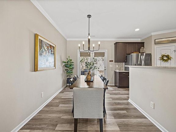 5th image of 3807 Crimson Clover Ave