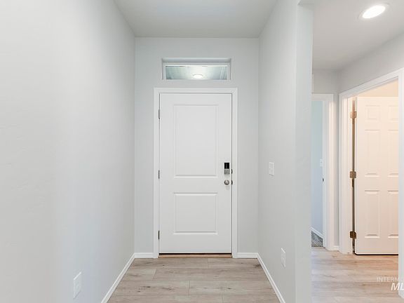 2nd image of 214 Marble Ave