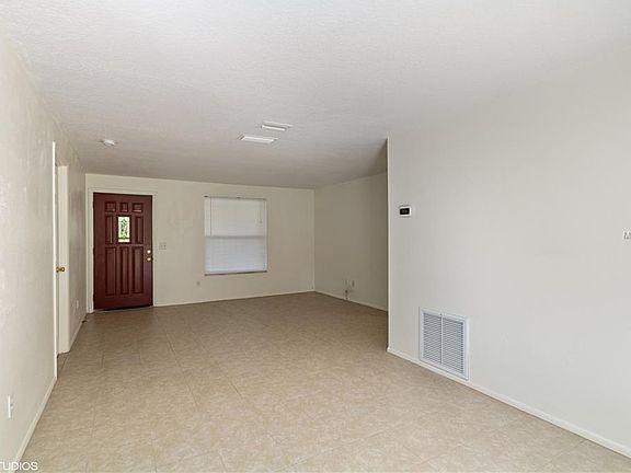 3rd image of 133 Eldorado Dr