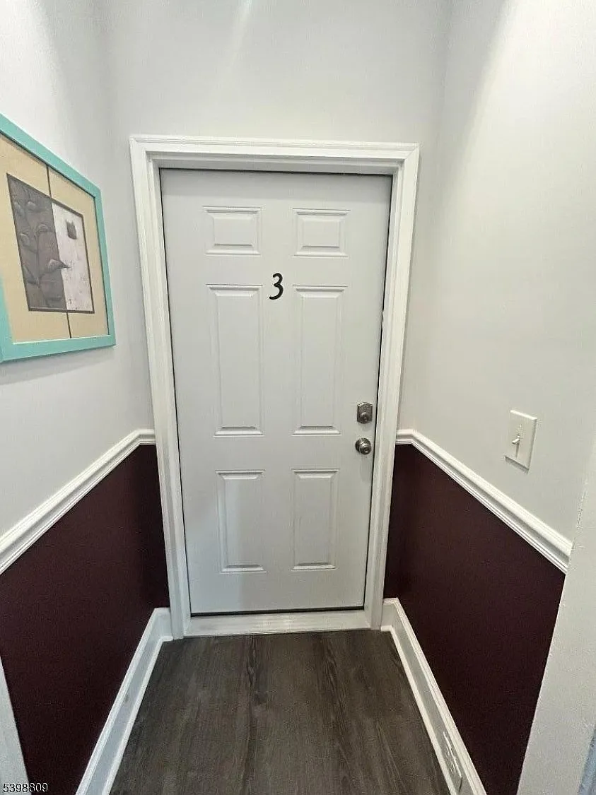 2 bed, 1.0 bath, $2,200 — Photo 1