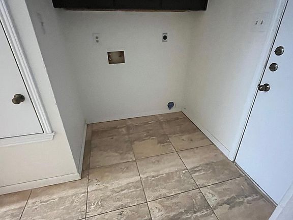 5th image of 7930 Roanoke Run APT 504