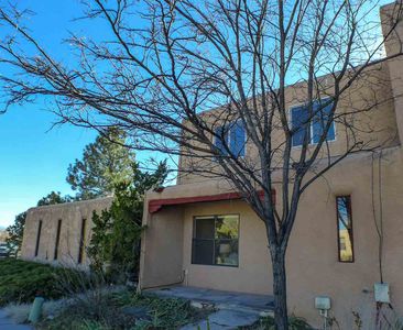 377 Cheryl Ave, White Rock, NM, 87544