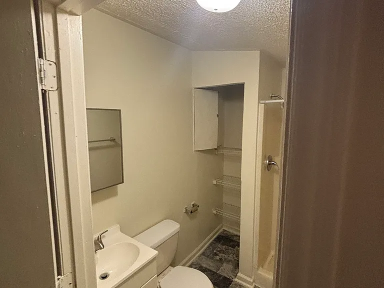 501 Davis St — Photo 23
