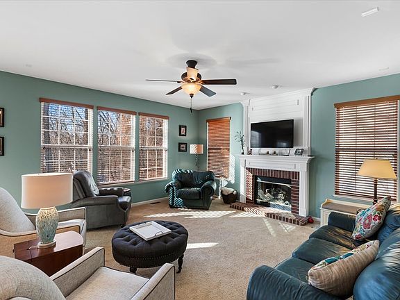 5th image of 2031 Padua Dr