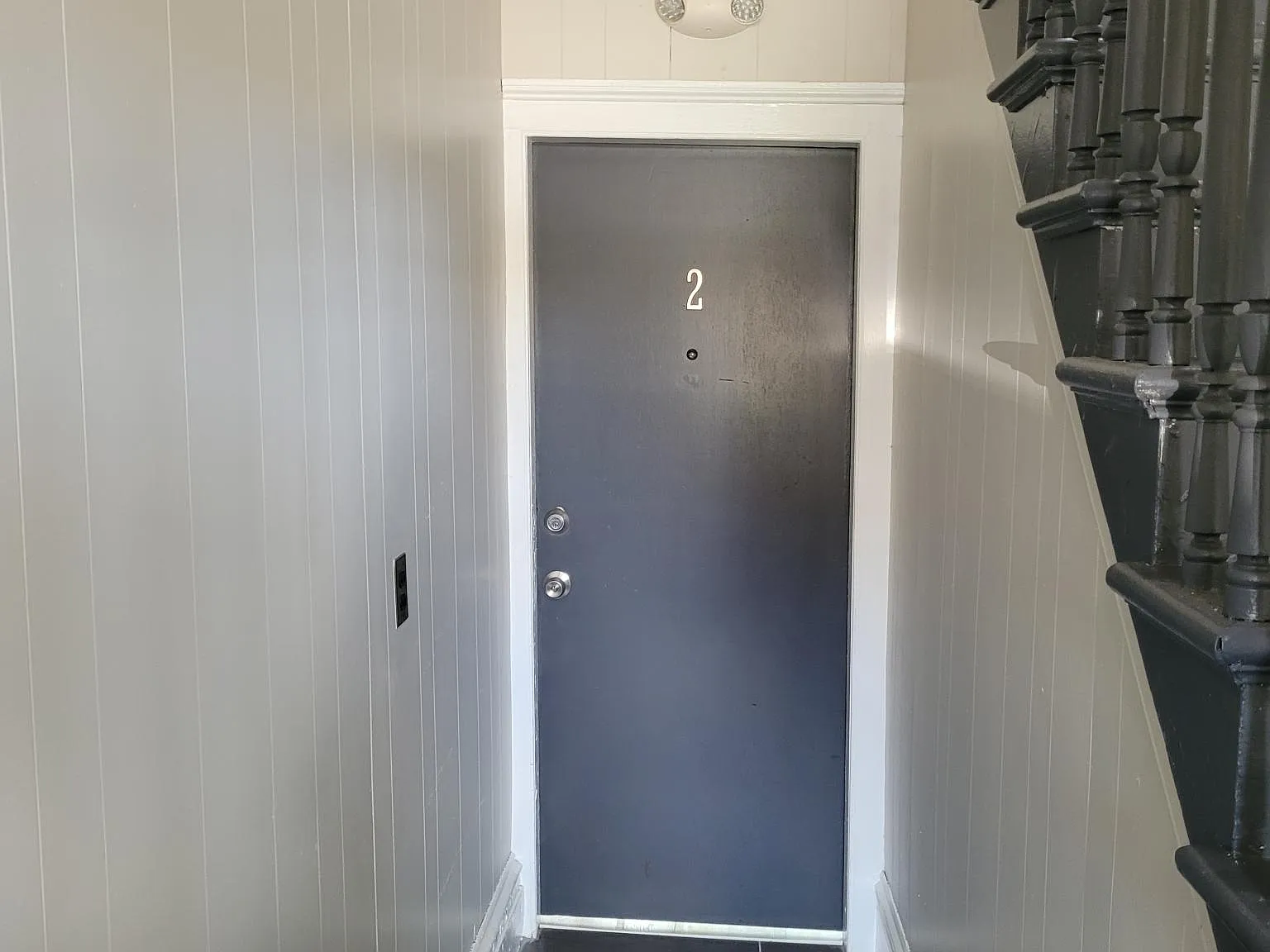 48 Wallace St — Photo 2