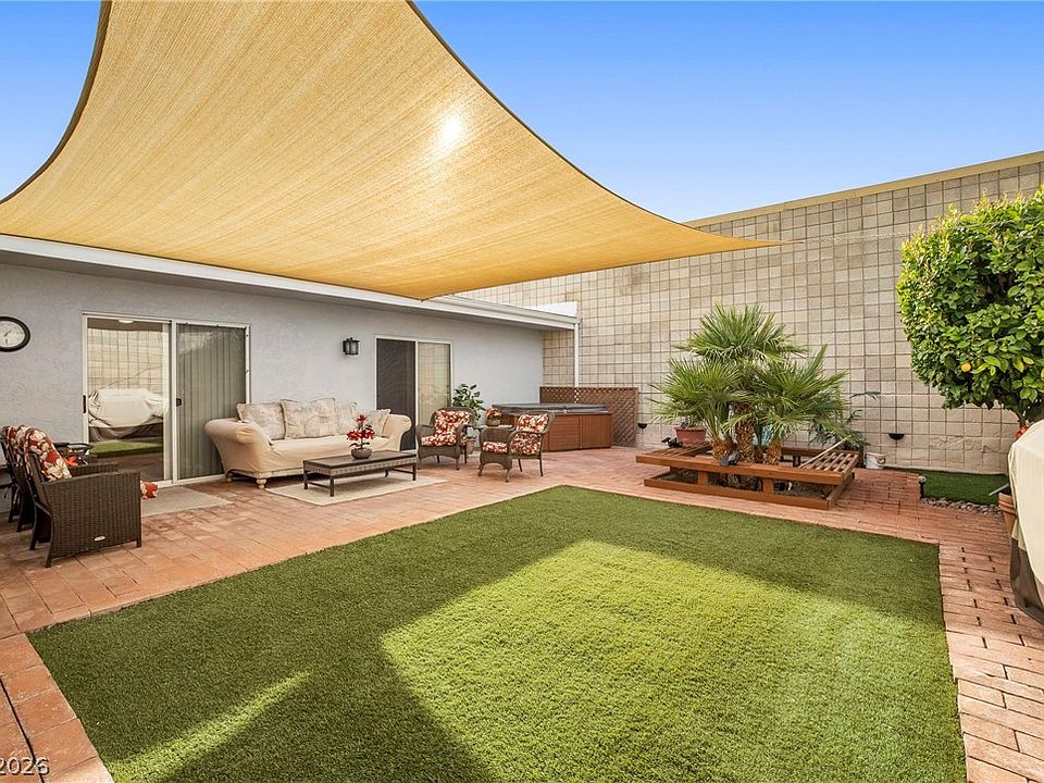 1st image of 3727 Centennial Cir