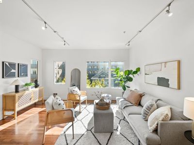 532 30th St APT 20, Oakland, CA, 94609