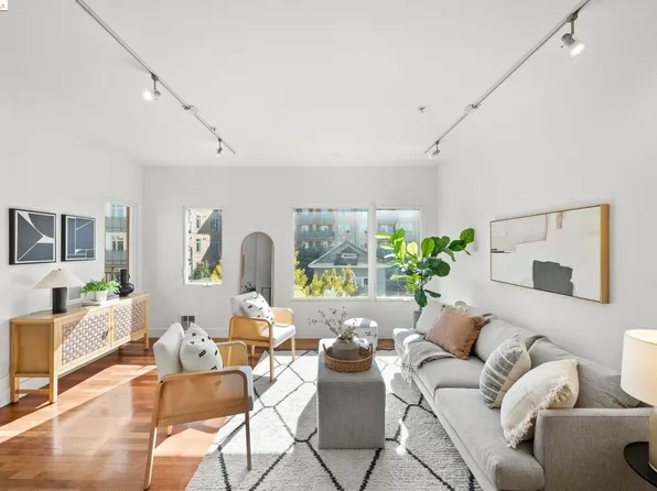 532 30th St APT 20, Oakland, CA 94609