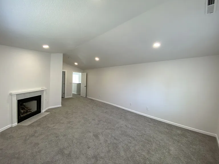 7285 NE Shaleen St — Photo 18