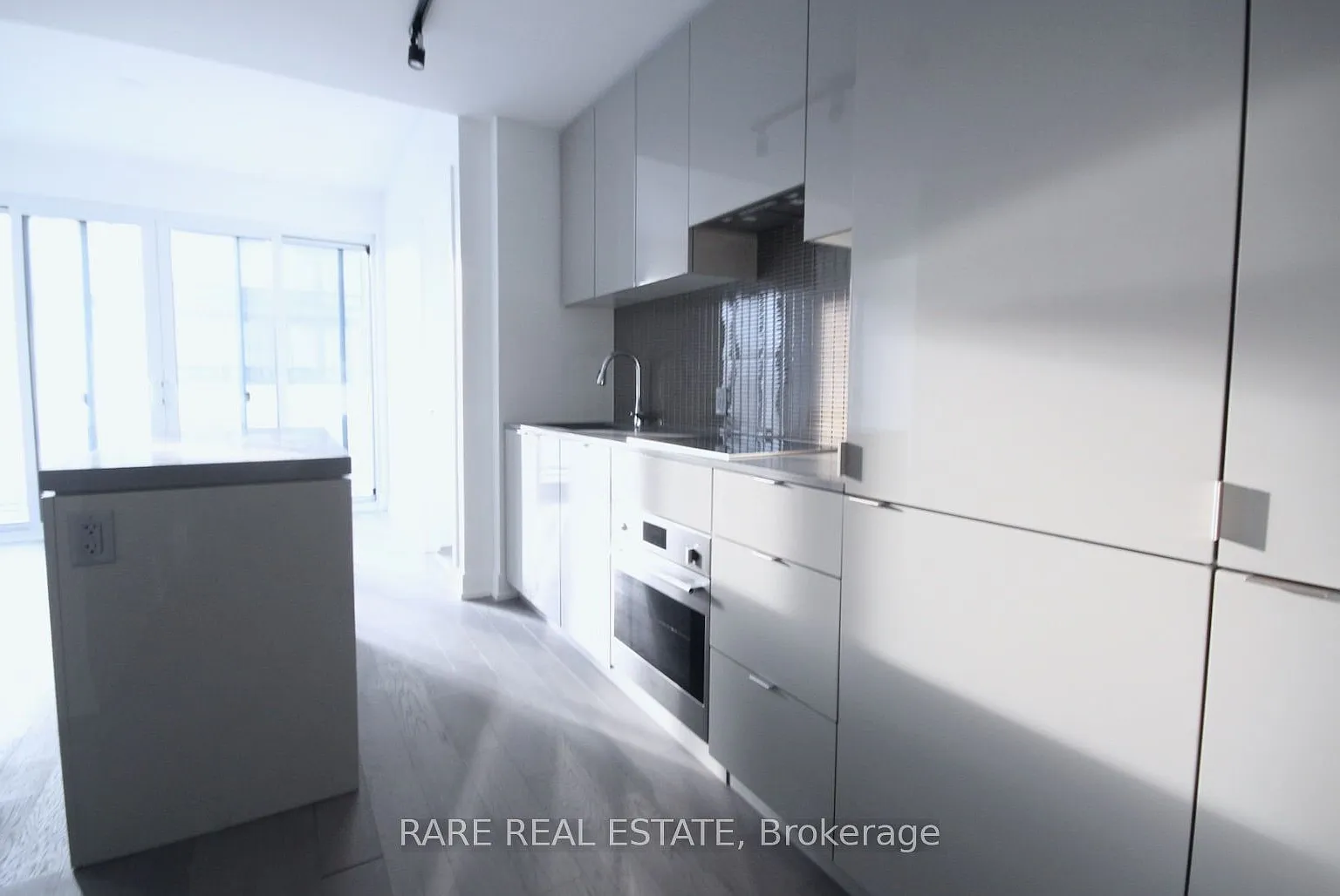 2 bed, $3,500 — Photo 3