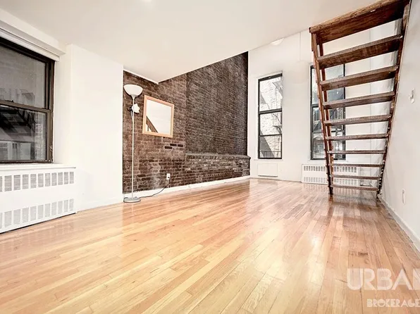 35 Grove Street image 1 of 10