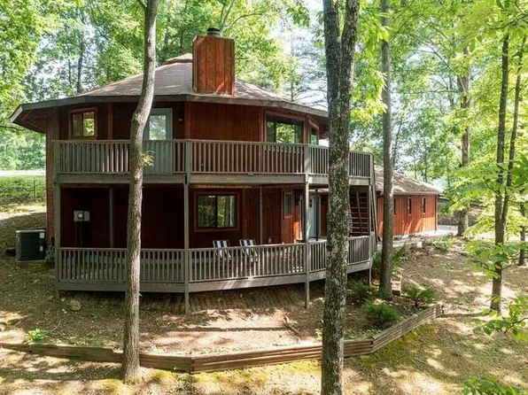 704 Edgewater Ave, Dayton, TN 37321